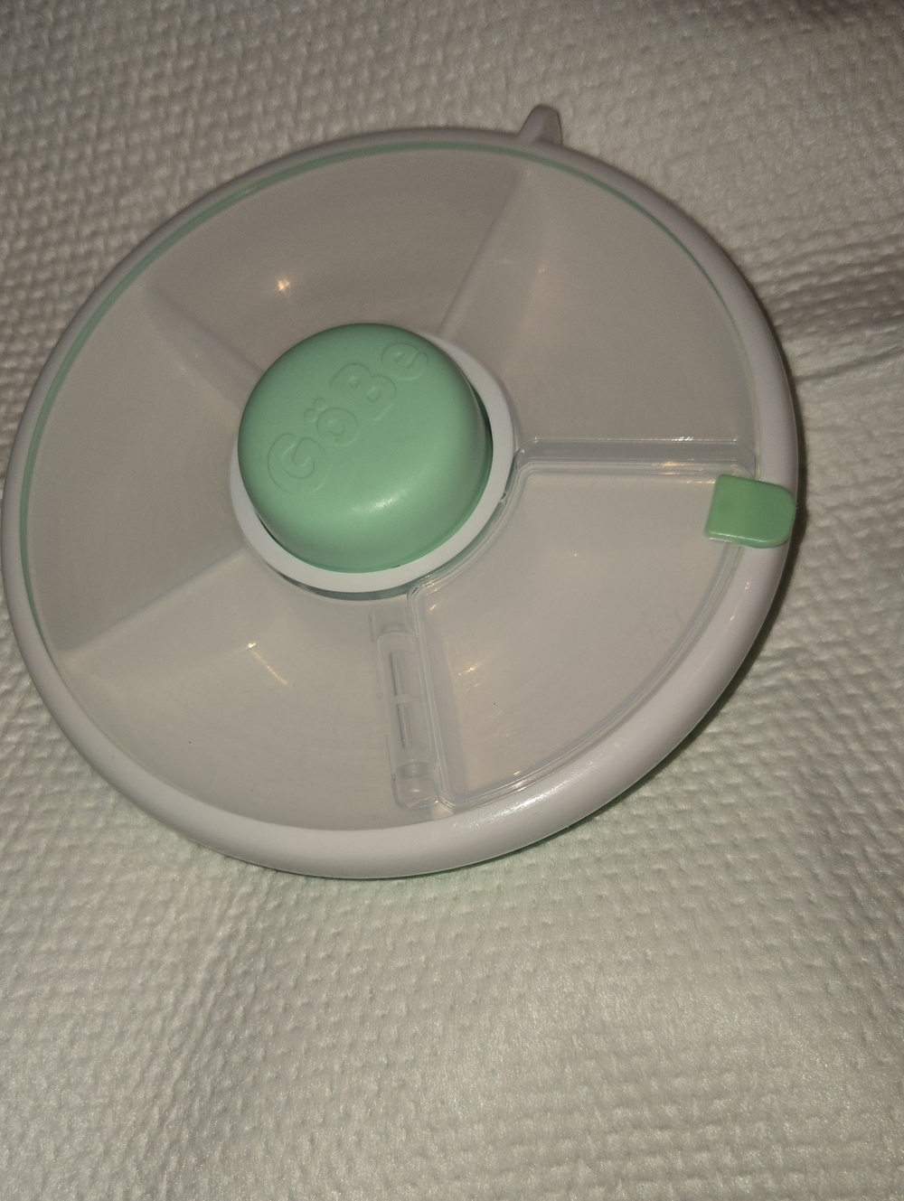 GoBe Snack Spinner Container Mint Green 5 sections